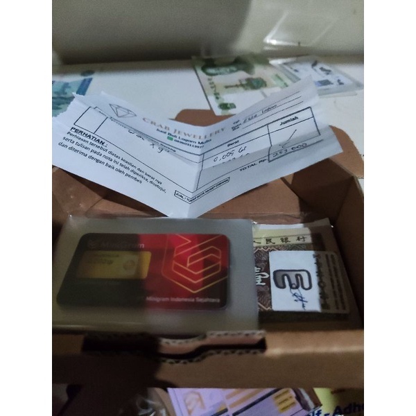 emas 3 gram 24 karat lucky box di jamin dapat emas-Mistery box