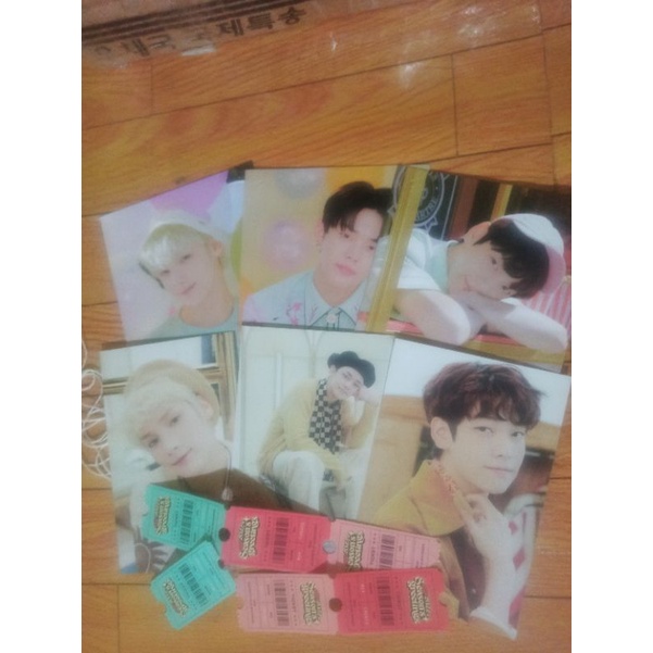 Sharing Season's Greetings txt 2022