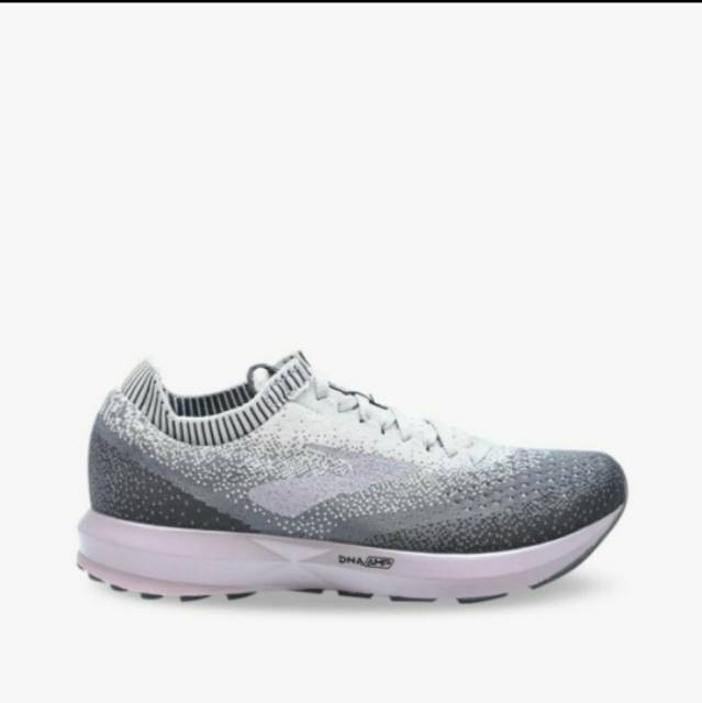 women's brooks levitate running shoes