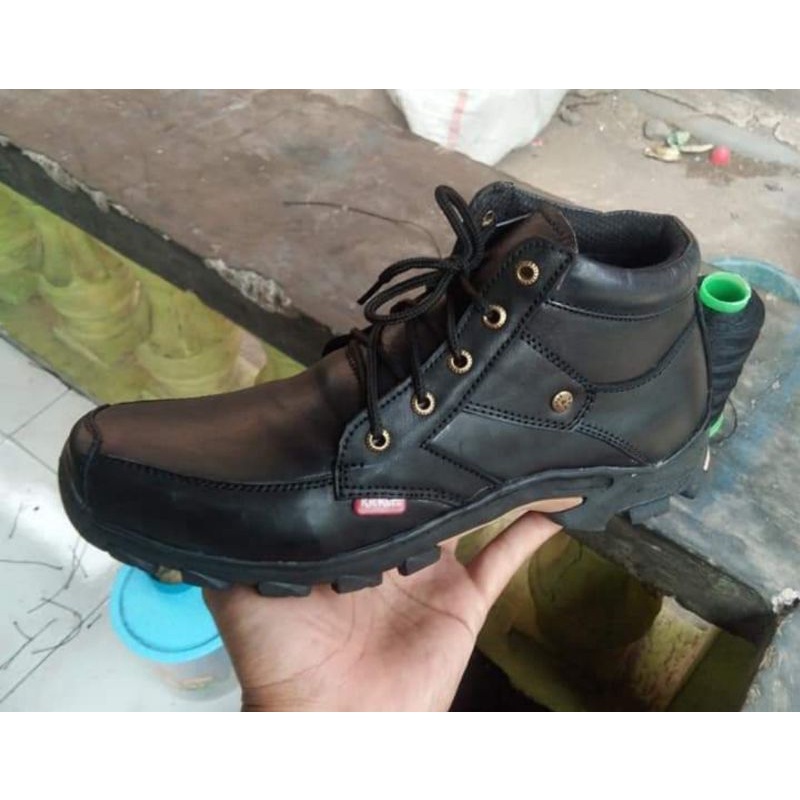 sepatu kulit asli sepatu boot hitam sepatu kerja sepatu dinas sepatu sekolah nyaman dipakai