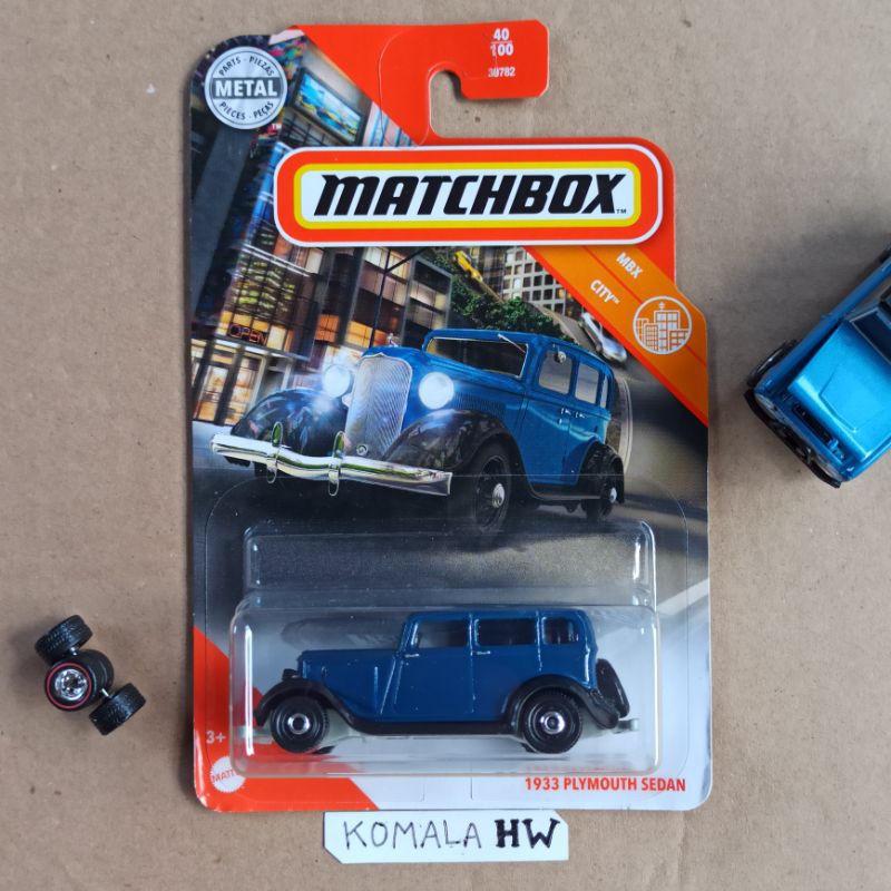 Matchbox 1933 Plymouth Sedan Biru