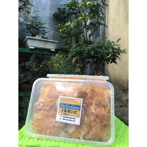 

Box mix basreng , usus , kripik kaca , makroni pedas 260gram