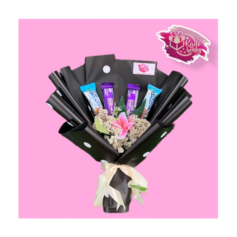 BUCKET COKLAT CADBURY + BUNGA [INCLUDE : PACKING + KARTU UCAPAN]