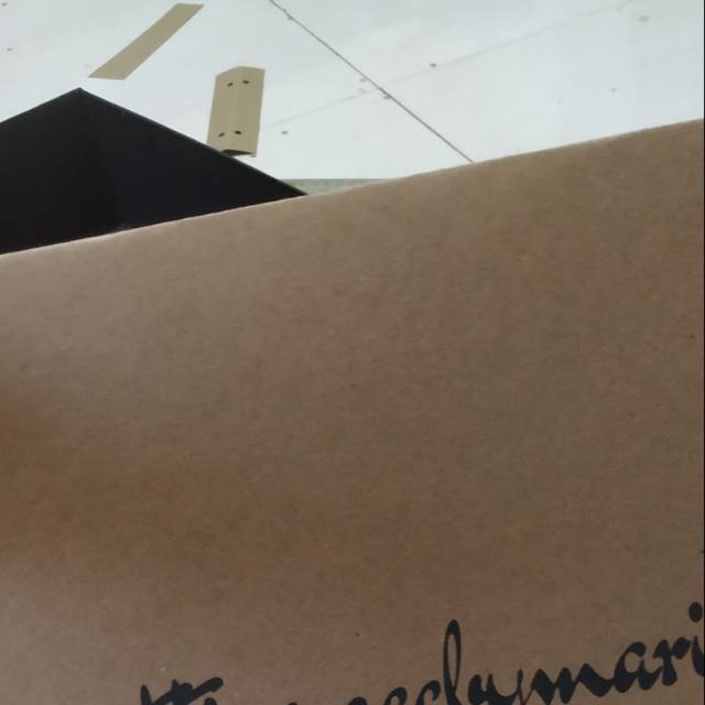 

Paperbag tebal 33x22x25