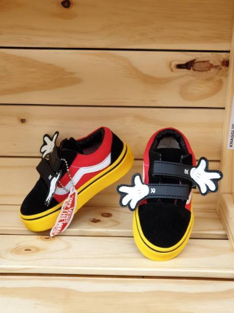 Sepatu Anak Sneakers Vans Mickey Mouse Kids / Sepatu Vans Anak / Sneakers Anak / Sepatu Sekolah / Sepatu Casual Anak