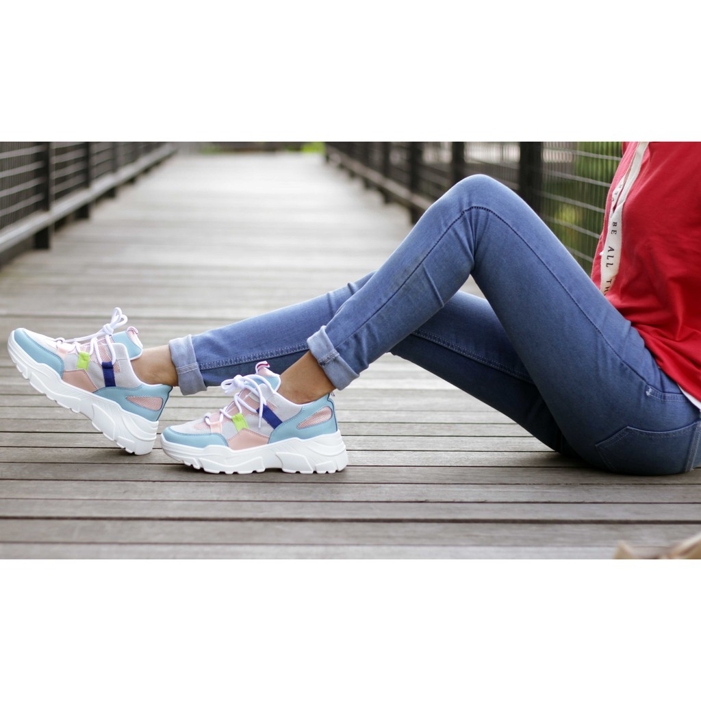 

Donatello CK163000 Sneakers Wanita