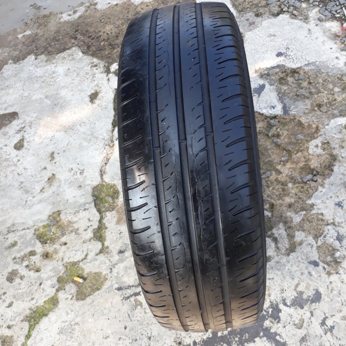 BAN GT CHAMPIRO ECO 185/65 R15 (2)