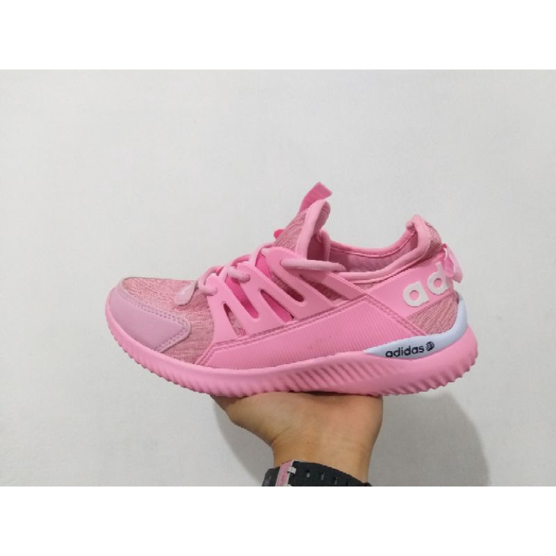 Sepatu Adidas Alphabounce Soft Pink Merah muda Grade Original Sneakers Wanita Sekolah Olahraga Fitnes Gym Zumba Lari Kerja Santai Kado