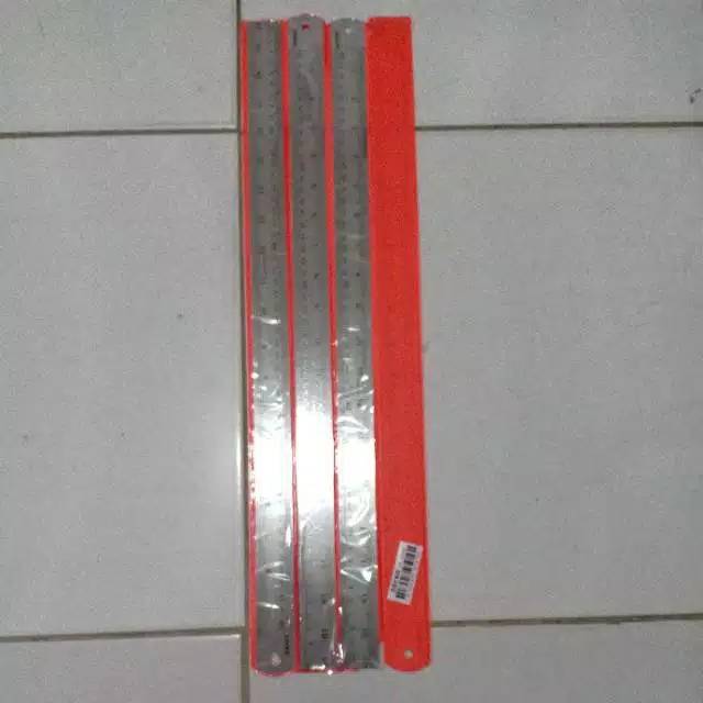 

Penggaris Besi Joyko 50cm