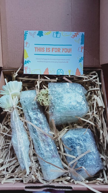 Hampers Reed Diffuser Dan Flower Tea Kado Parcel Ulang Tahun Imlek Souvenir