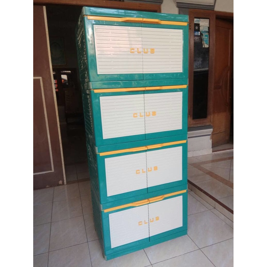 Lemari Plastik Club Besar 4 Susun