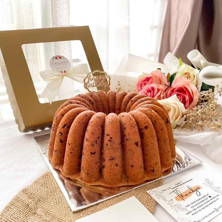 

BANANA CAKE
