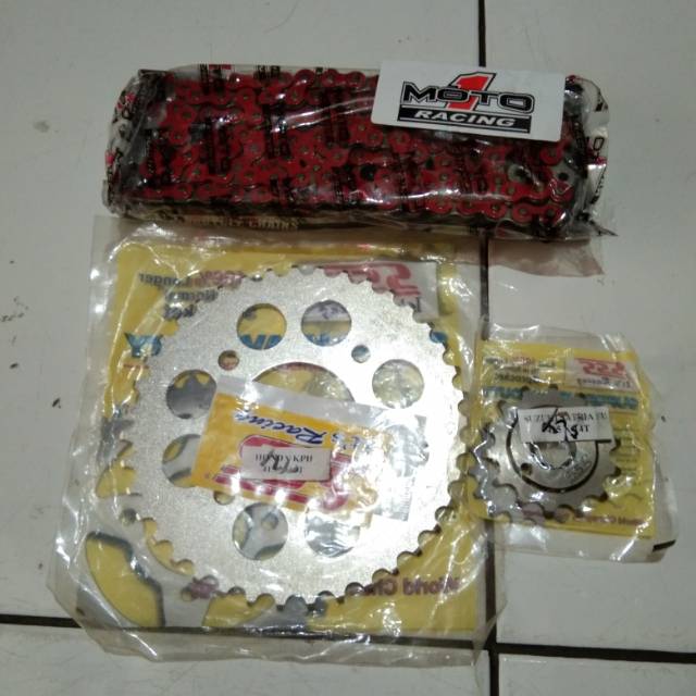 GIR SET GEAR SSS 415 TIPIS  RANTAI MOTO 1 WARNA MOTOR SATRIA FU