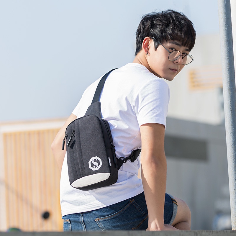 Korea Pria Chest Tas USB Memuatkan Chest Tas Rasul Tas Mode Sport siswa Satu Shoulder Tas kualifikas