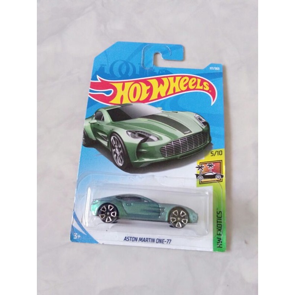 Hot wheels ASTON MARTIN ONE - 77