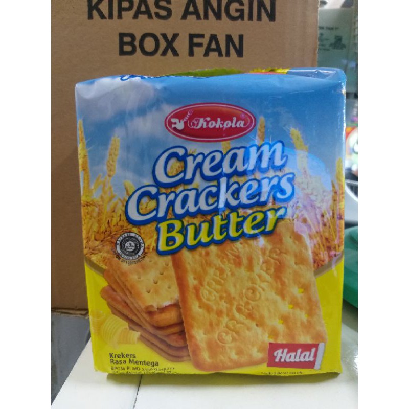 

cream crakers butter