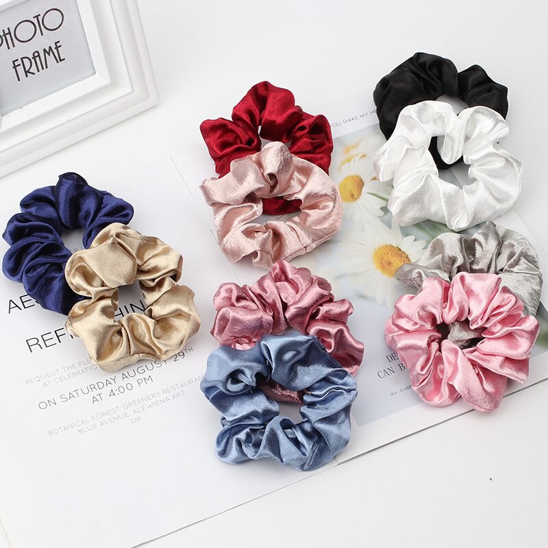 OVERFLOWS.ID  Scrunchie Ikat Rambut Cepol Kekinian Korea Lucu Satin Polos