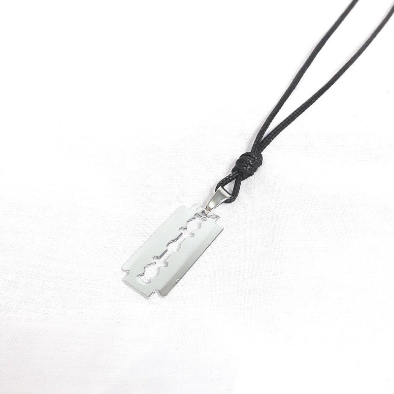 kalung pria wanita bandul silet monel titanium stainless cowok cewek unik