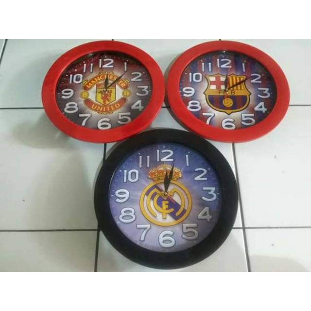 Jam dinding bola