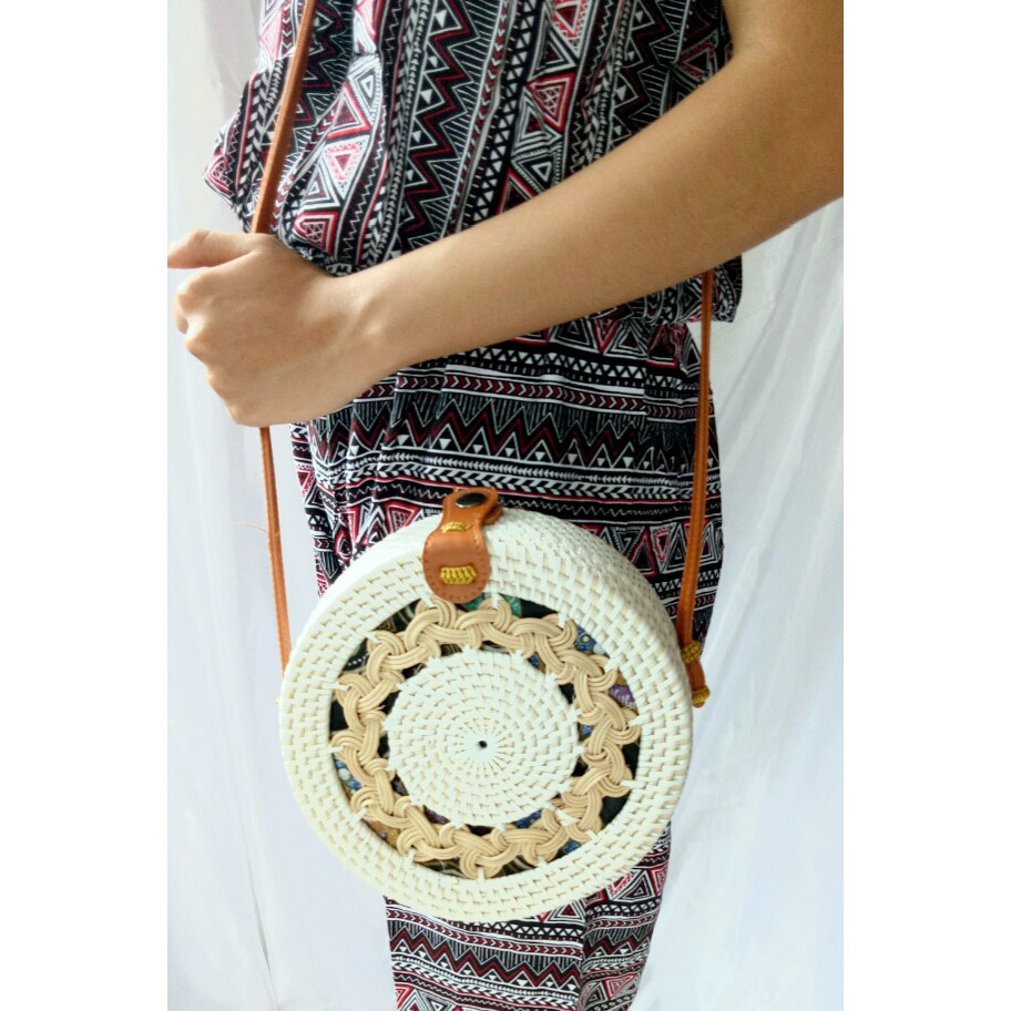 Sweet Honey - Grosir Tas Rotan Bulat Bali Ulat/ Ulet/ Gendit Grosir Murah Selempang Wanita 20cm