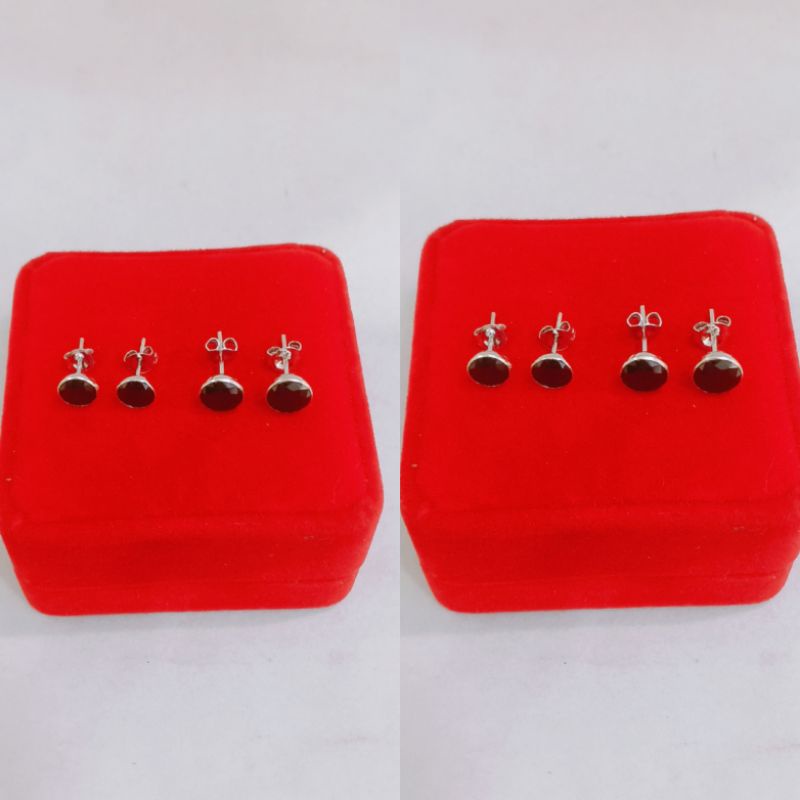 Anting tusuk/Giwang perak silver925 mata hitam at1