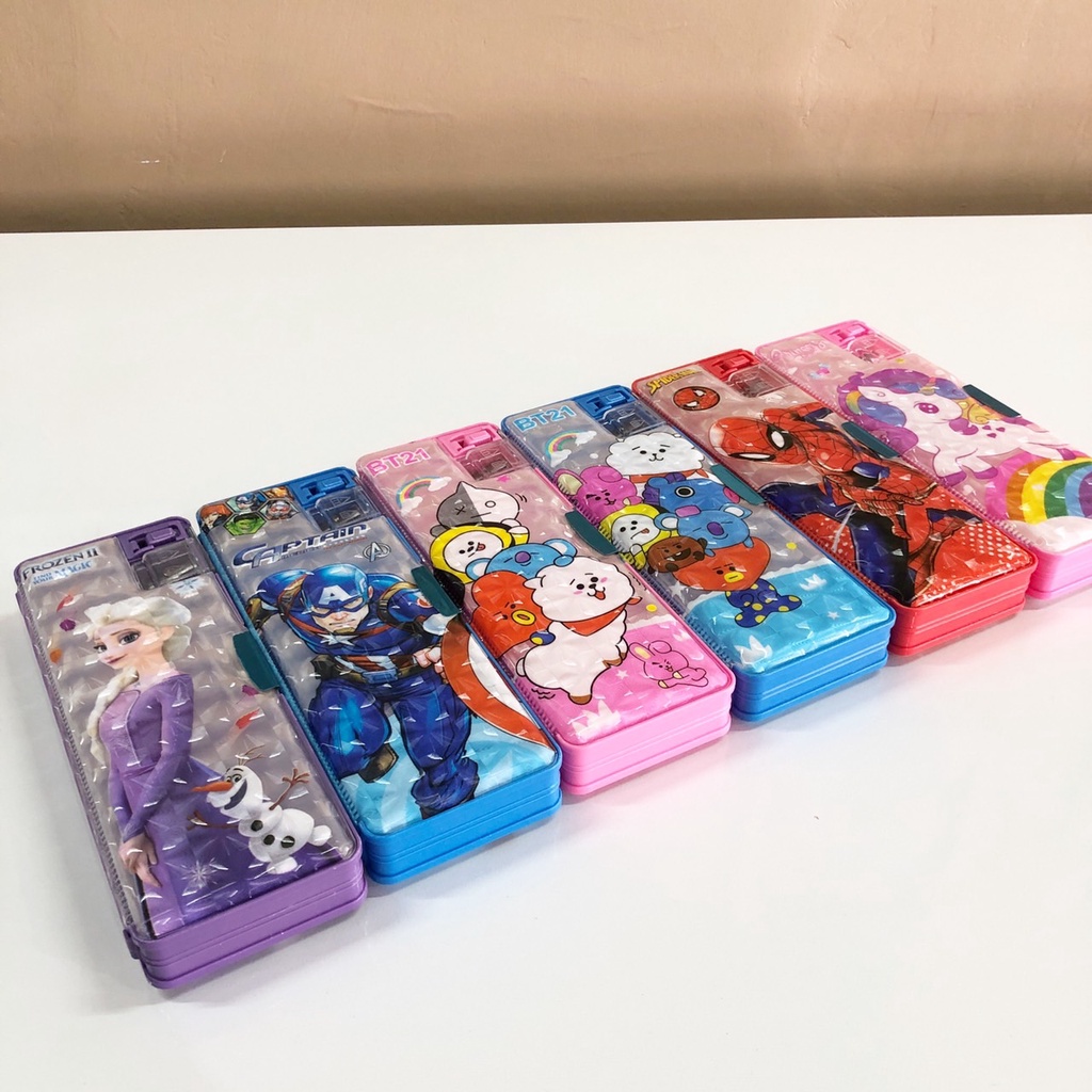 

1031 - Tempat Pensil Magnet Motif Cowo Avengers Cewe Perempuan / Pencil Case Karakter Unicorn Frozen Pink Ungu / Pencil Case / Kotak Pensil Murah / Tempat Pensil Anak Laki lAKI / Tempat Pensil Anak Perempuan / Tempat Pensil Anak / Kotak Pensil Anak