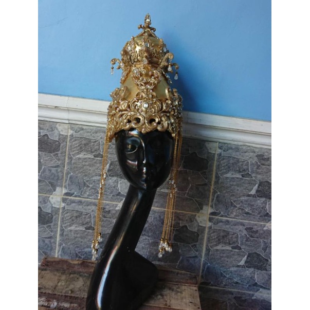 Mahkota Ratu Pantai Selatan