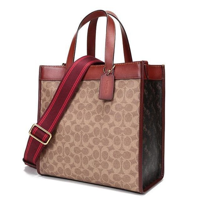 Coach Field Tote in Signature Canvas With Horse and Carriage Print (0776)