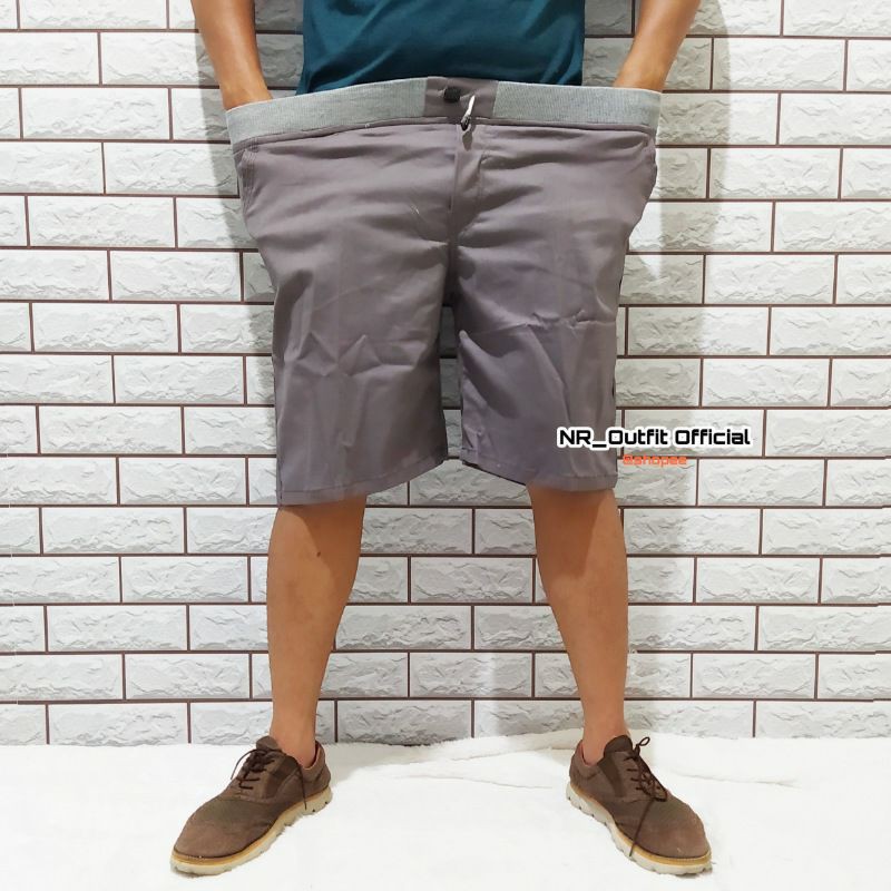 Celana Chino Pendek Pria Jumbo Big Size Chinos Pinggang Karet Cotton Combed Diamond Size 39-44