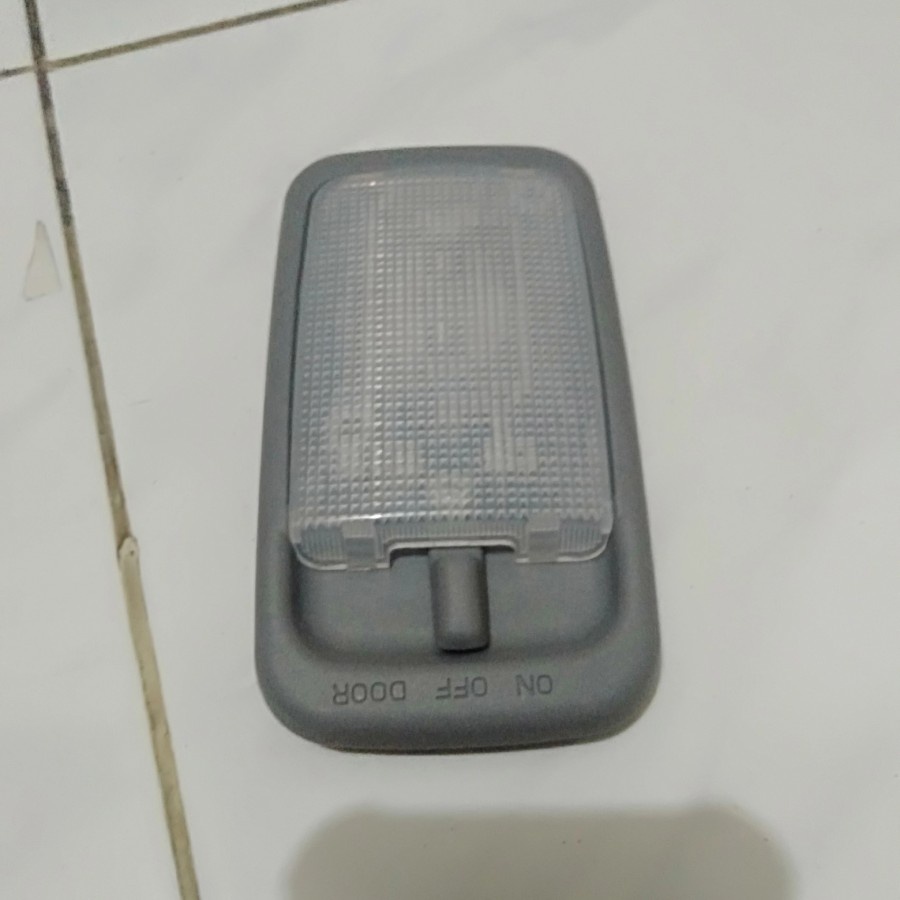 Lampu plafon innova lama