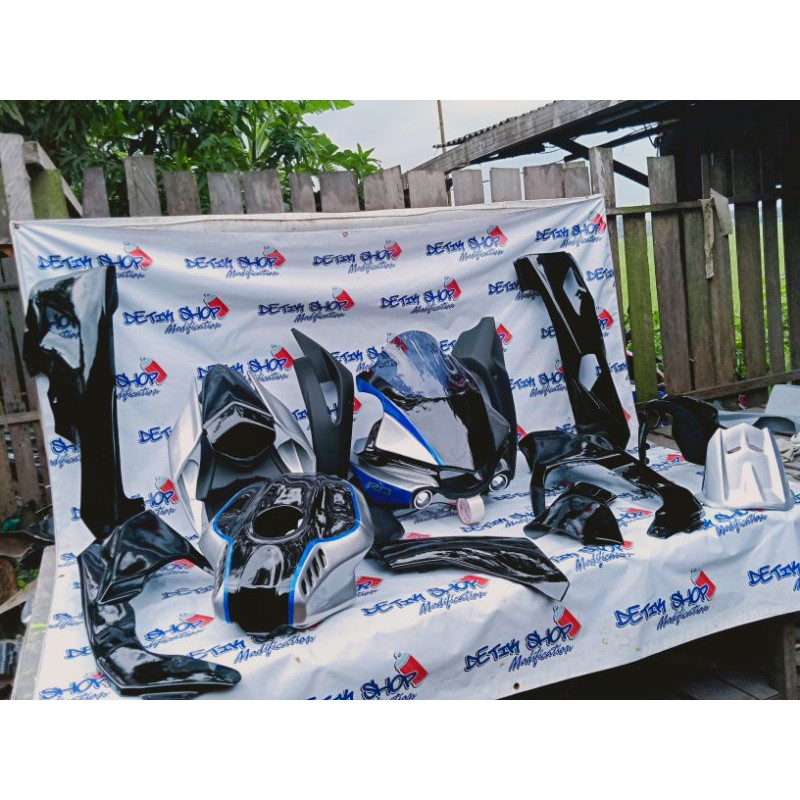 FULLSET BODY YAMAHA R15V2 BODY R1M COVER TANGKI R1M FAIRING R1M SPAKBOR R1M UNDERCOWL R1