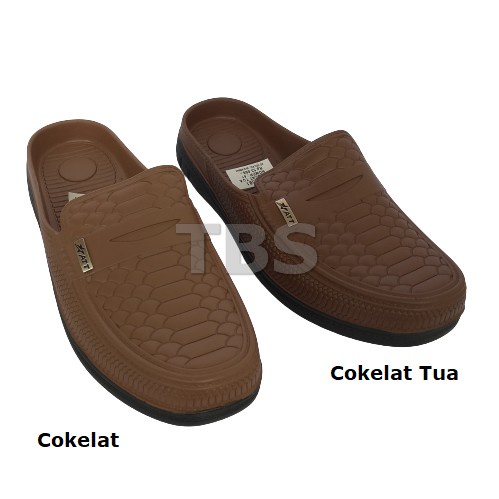 TBS Sandal Slop Karet Pria Warna Coklat Motif Kulit UlarABK581-1