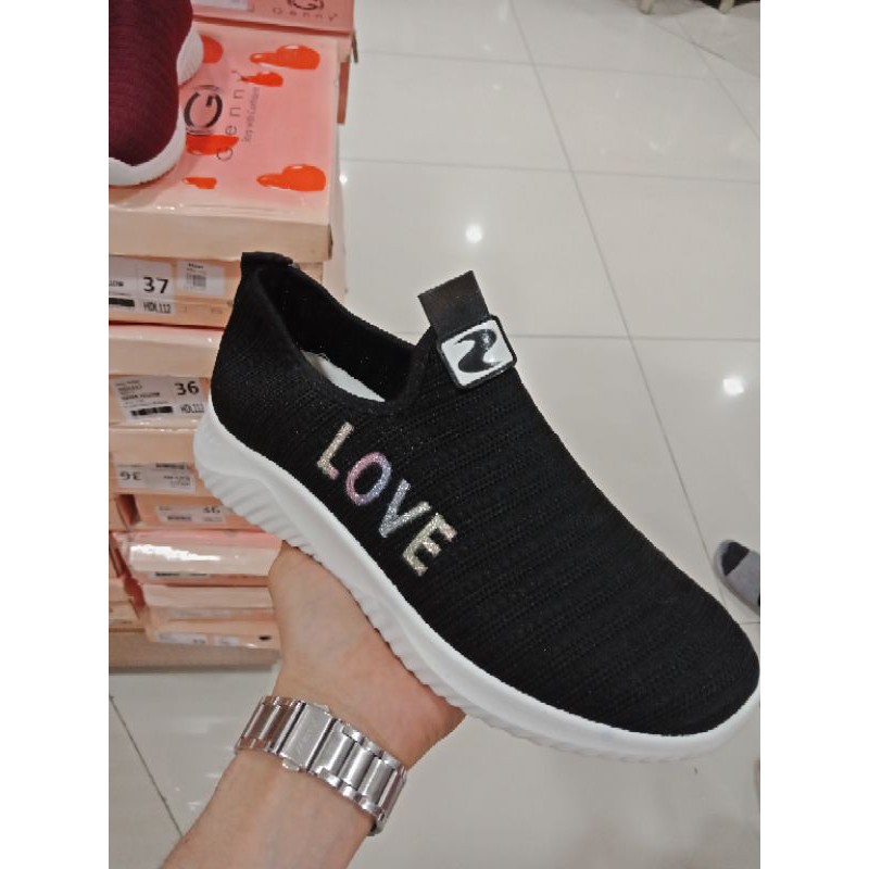 sepatu sneakers wanita matahari
