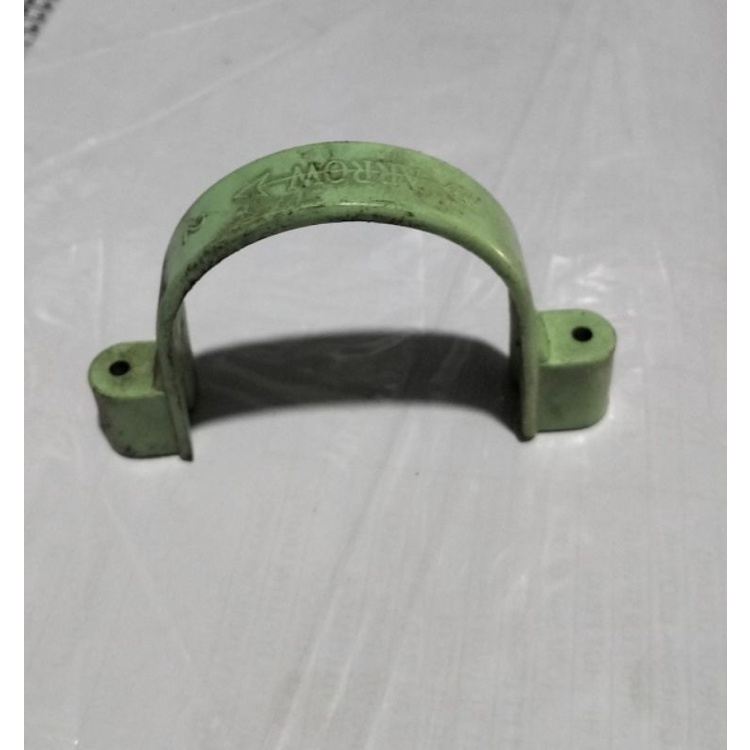 Klem kleman pipa paralon plastik PVC ukuran 3 inch