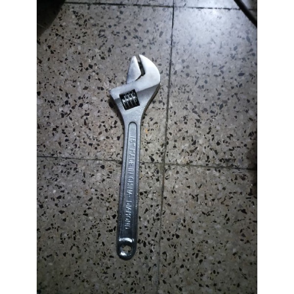 kunci inggris 15 inch