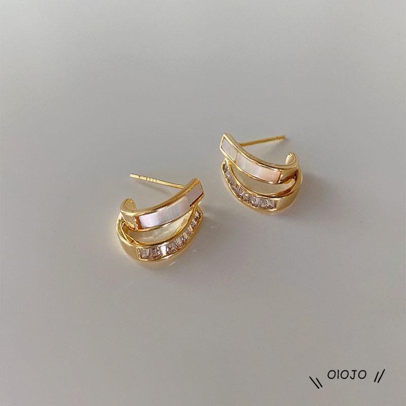 【COD】Anting Stud Gaya Retro Untuk Wanita