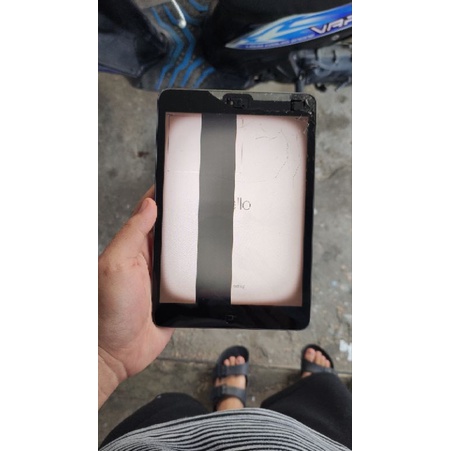 iPad Mini a1432 minus LCD dan iCloud