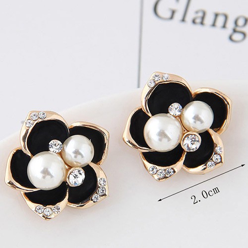 LRC Anting Tusuk Sweet Pearl&amp;diamond Decorated Flowe Shape