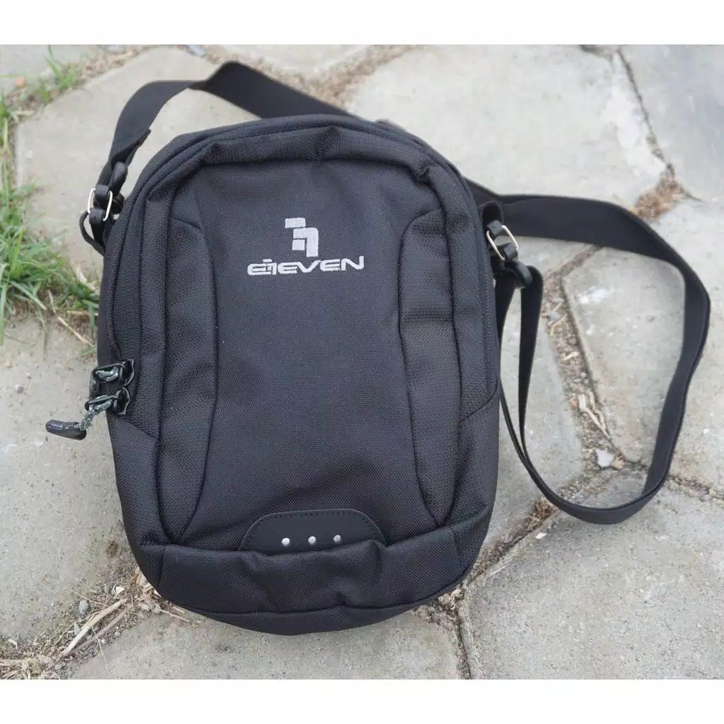 Travelpouch Eleven Original Tas Selempang Slingbag Gadget