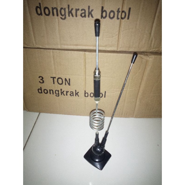 Antena mobil dobel paling keren bisa buat semua mobil