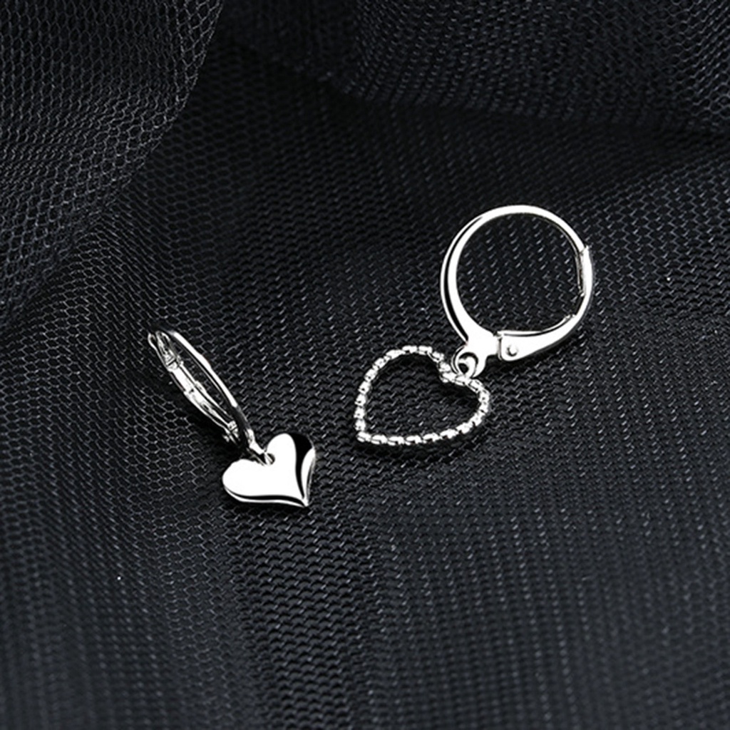 Hu Hu Hu Hu Hu Alat Bantu Pasang Kacamata♡ 2pcs Anting Tusuk Gantung Asimetris Desain Hati Hollow Bahan Tembaga Untuk Wanita