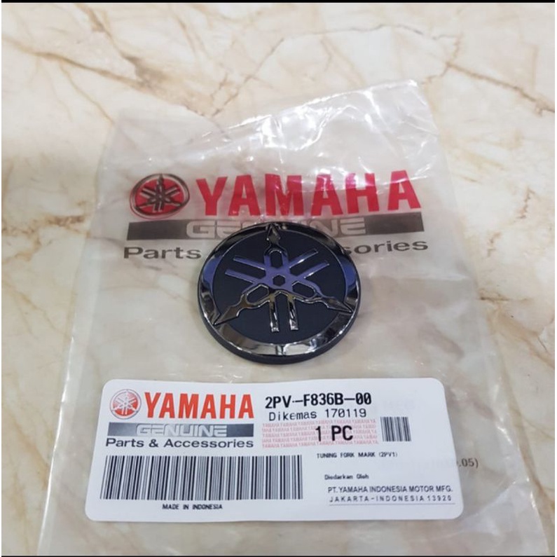 EMBLEM LOGO YAMAHA JUPITER MX-KING PART ORIGINAL YAMAHA