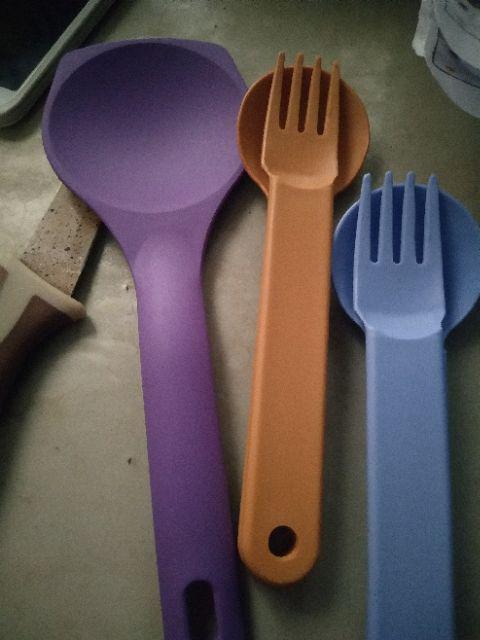 Sendok Makan Kalau Patah Ganti Baru - Spoon And Fork Twin Tulipware