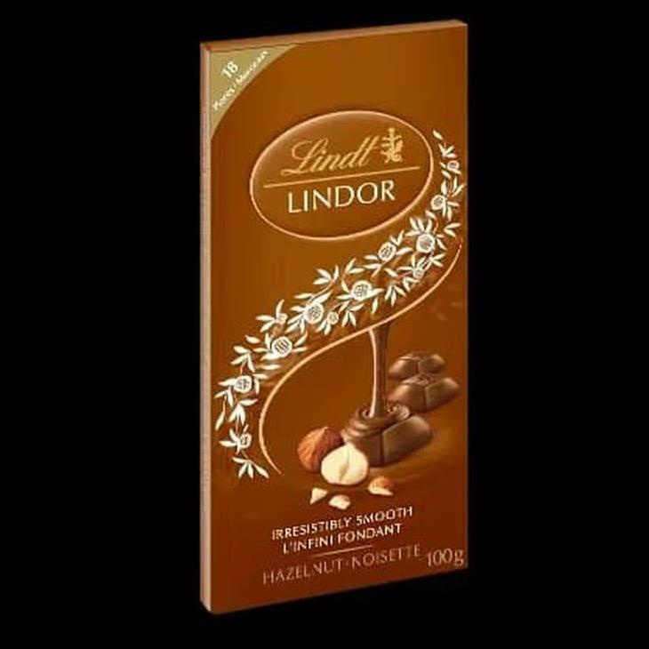 

PROMO !! COKLAT LINDT LINDOR SINGLE HAZELNUT - COKLAT IMPOR KODE 1285