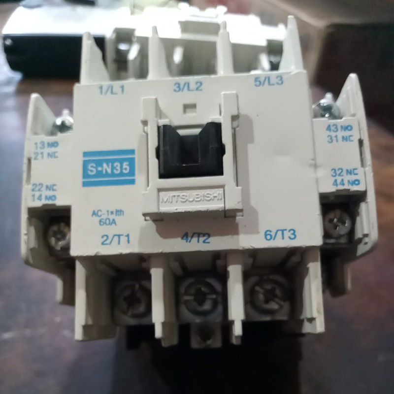 Kontaktor MURAH  Contactor Murah MITSUBISHI S-N35.SN-35 Bekas Layak Pakai