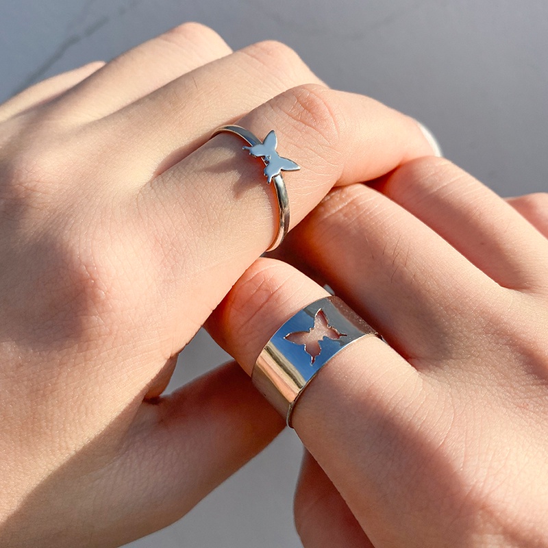 IFYOU 2pcs / Set Cincin Pasangan Desain Love Butterfly Gaya Vintage Untuk Wanita