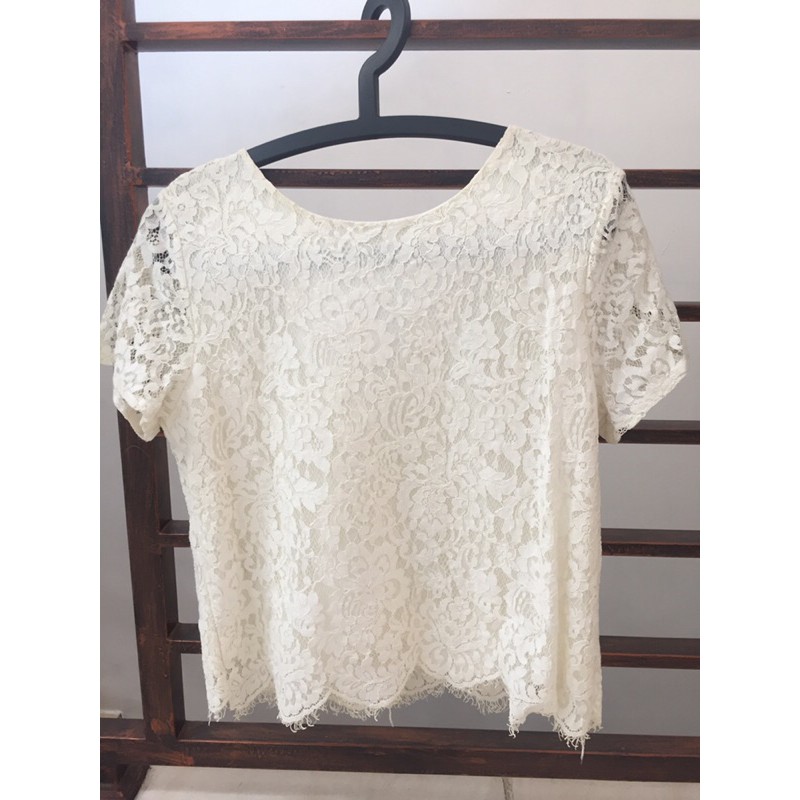 PRELOVED THIS IS APRIL