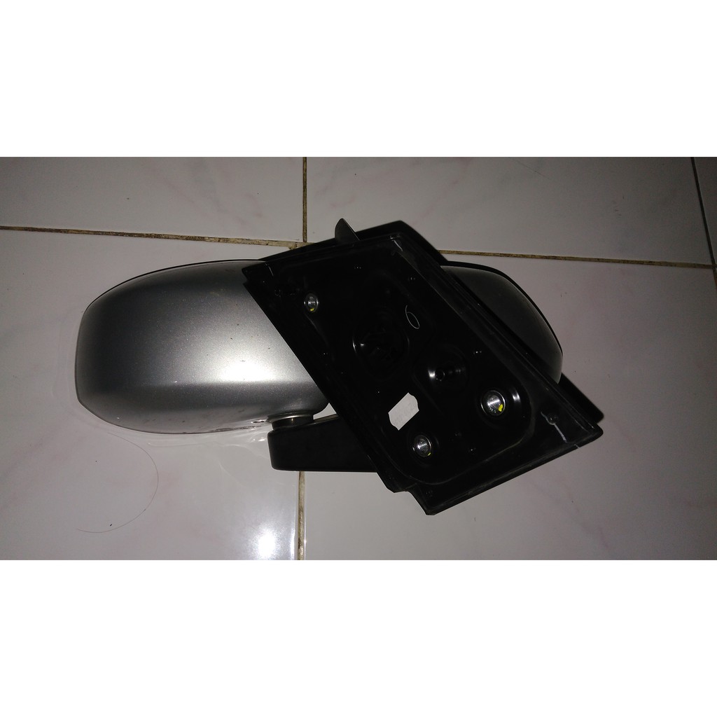 Spion DAIHATSU SIGRA toyota calya
