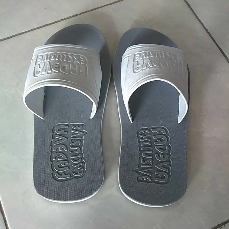 sandal slop ringan fadeva exclusive abu abu putih-3