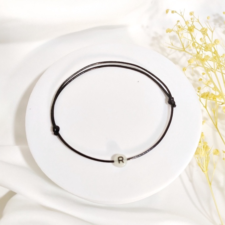 gelang glow in the dark inisial huruf bisa nyala wanita pria tali hitam korea waterproof-R